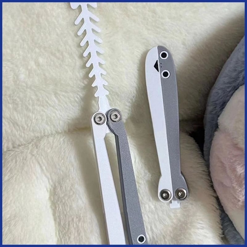 Đồ chơi  combo Cá mập + Dao carot  vô tri.