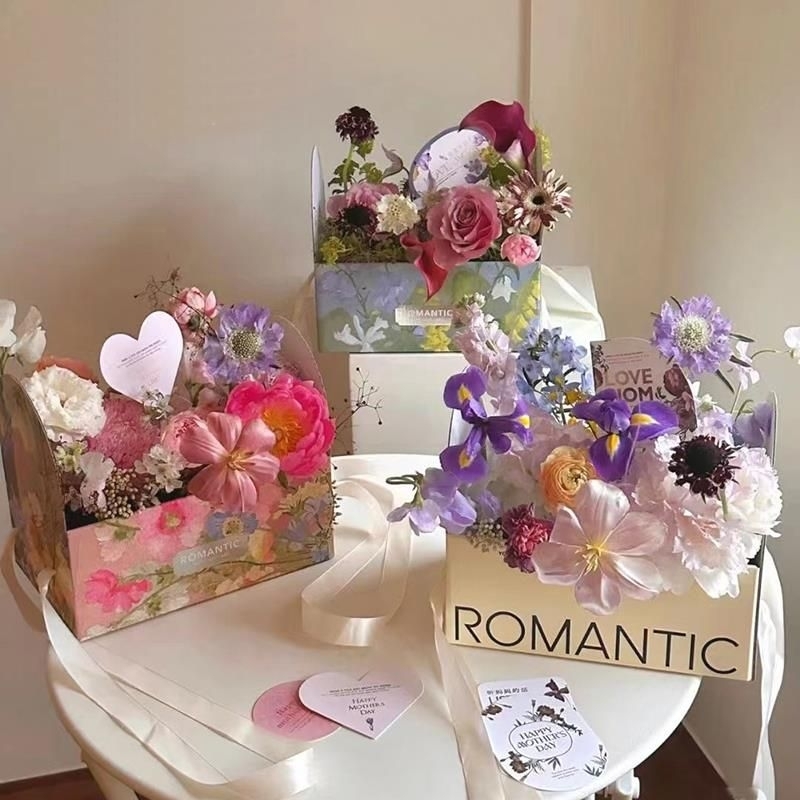 Hộp Mica đựng Hoa và Bánh với đủ loại đế Thấp, Cao, To.