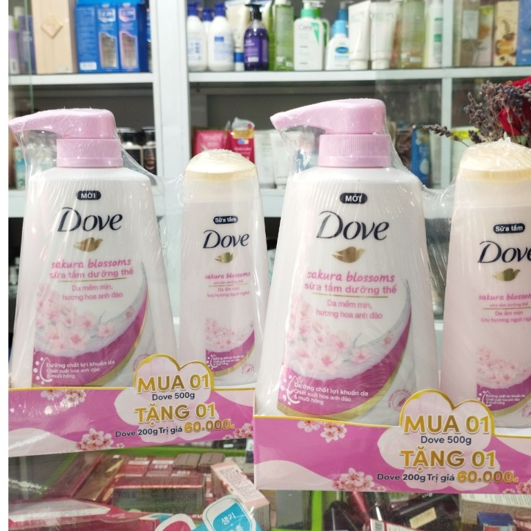 Sữa Tắm Dưỡng Thể Dove Sakura Blossoms Da Mịn Hương Hoa Với Hương Hoa Anh Đào & Muối Hồng 500ml