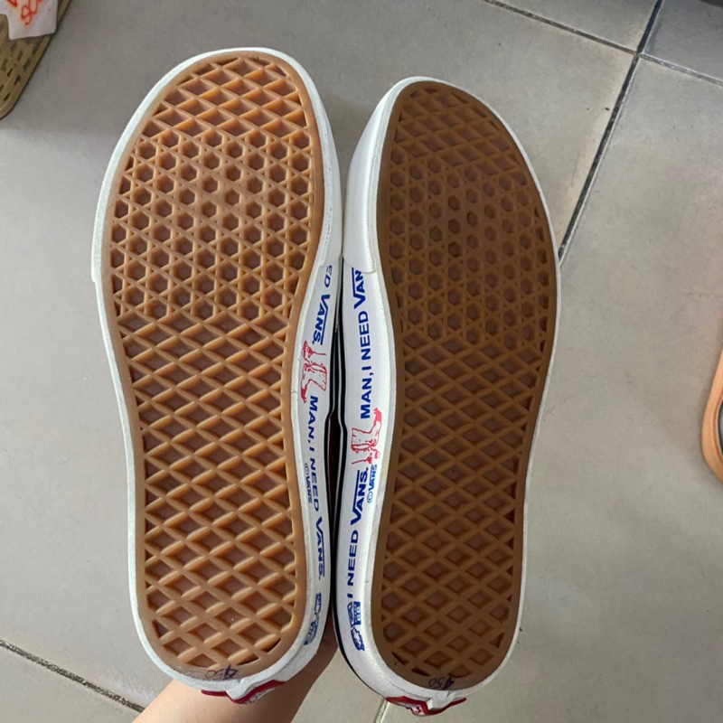 Giày chính hãng đã qua sử dụng