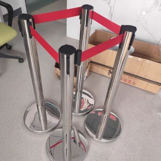 *GIẢM GIÁ HỖ TRỢ MÙA DỊCH*CỘT CHẮN INOX  DÂY ĐỎ, 3 KÍCH THƯỚC 1.8M, 3M, 5M MÃ M-004C