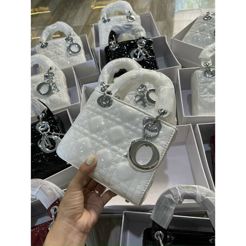 Túi di.o da bóng khoá bạc sang chảnh, túi có quai cầm tay dây đeo chéo đi làm đi chơi