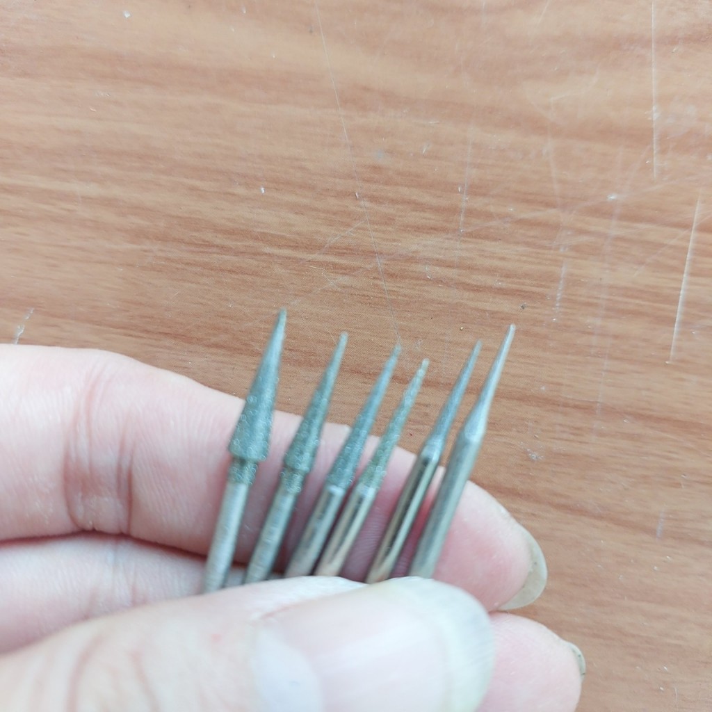 Mũi mài nhọn hàng mịn #120, mũi mài kim cương đầu nhọn đủ kích cỡ chân cán 2.35mm