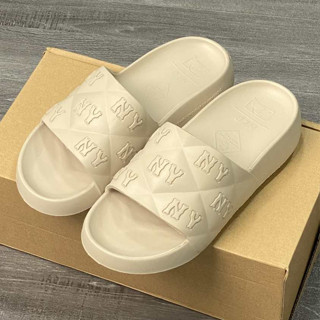 Dép đúc bánh mì MLB NY Chunky Bouncer Slide quai ngang đi trong nhà nữ nam ngyên khối dập nổi kiểu mới siêu mềm đủ màu