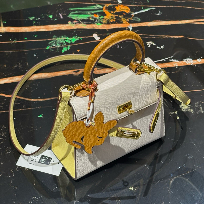 Túi Xách Tay Basic Kèm Phụ Kiện Treo Túi Lạ Mắt Cidu CD26