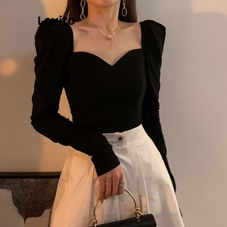 Áo kiểu dáng tròn trơn giản dị dành cho nữ