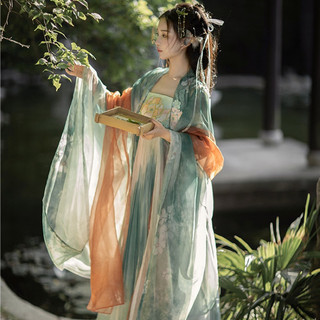Hán phục cổ trang, trang phục hoá trang, trang phục tiên nữ.