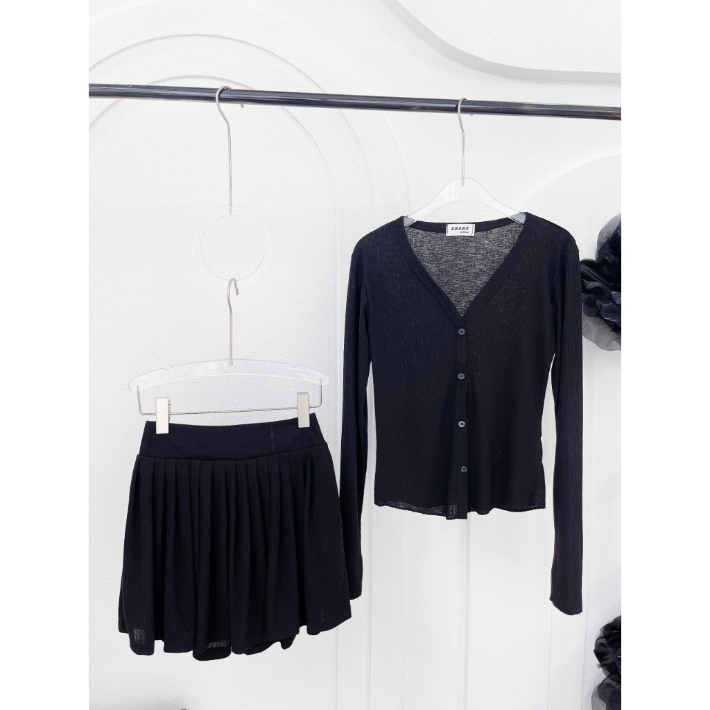 SET ÁO GÂN ĐŨA TAY DÀI CUỐN BIÊN GÀI NÚT + CHÂN VÁY GÂN ĐŨA ĐEN  SHEEP