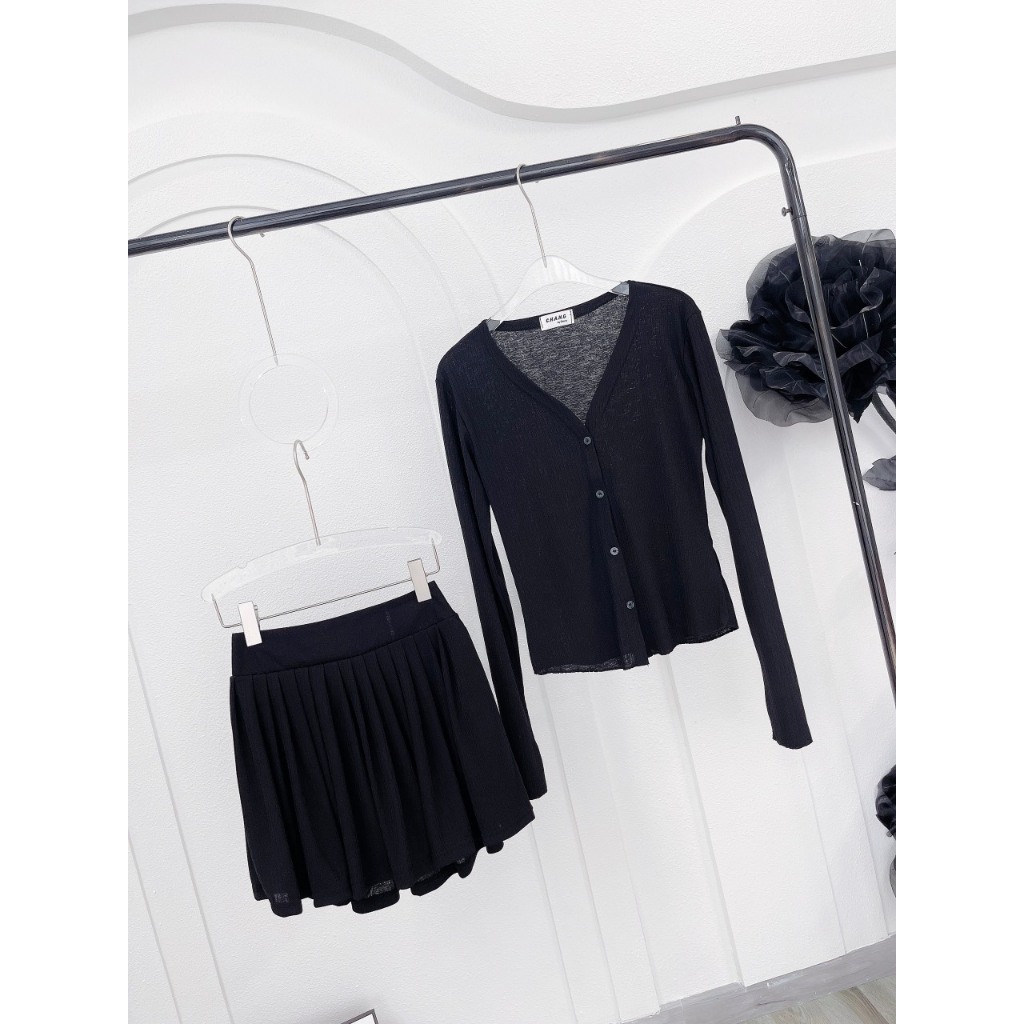 SET ÁO GÂN ĐŨA TAY DÀI CUỐN BIÊN GÀI NÚT + CHÂN VÁY GÂN ĐŨA ĐEN  SHEEP