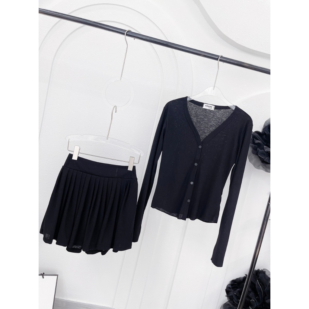 SET ÁO GÂN ĐŨA TAY DÀI CUỐN BIÊN GÀI NÚT + CHÂN VÁY GÂN ĐŨA ĐEN  SHEEP