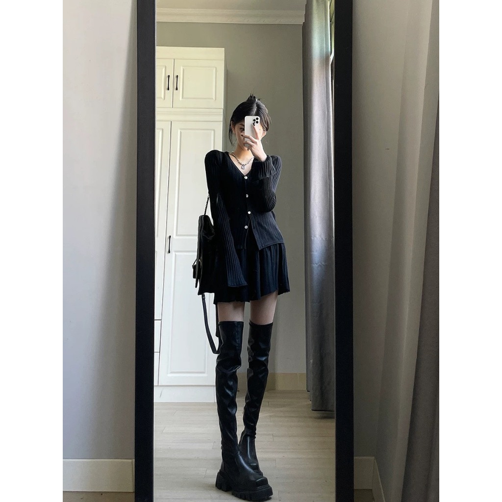 SET ÁO GÂN ĐŨA TAY DÀI CUỐN BIÊN GÀI NÚT + CHÂN VÁY GÂN ĐŨA ĐEN  SHEEP