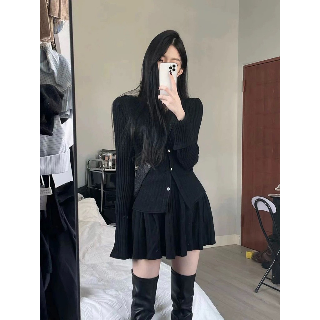 SET ÁO GÂN ĐŨA TAY DÀI CUỐN BIÊN GÀI NÚT + CHÂN VÁY GÂN ĐŨA ĐEN  SHEEP