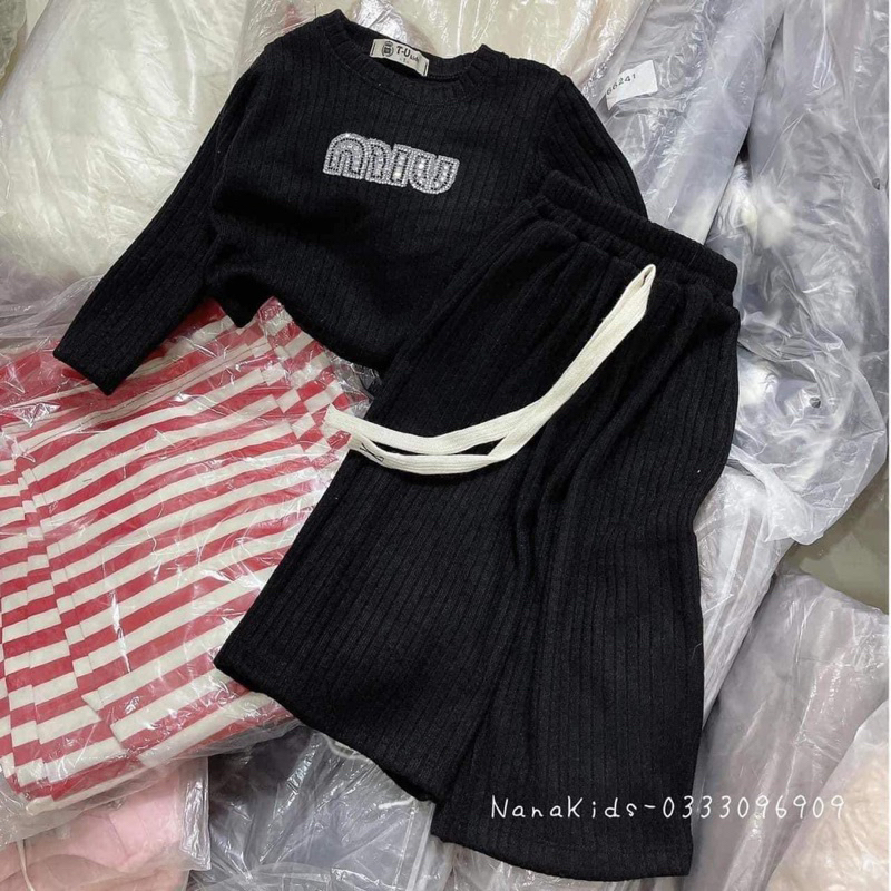 Set bộ len siêu đẹp cho bé gái