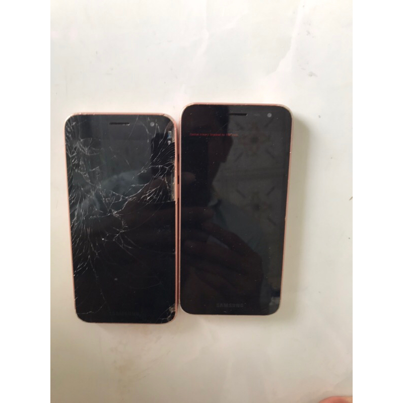 Bán 2 xác samsung j260