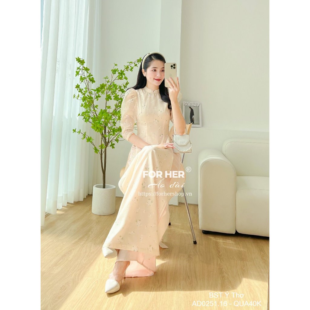 Áo dài FOR HER Ý Thơ kem hoa lá AD0251.16