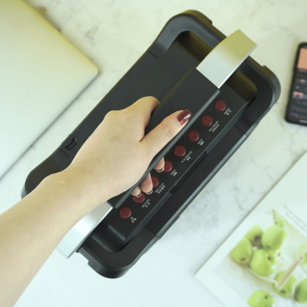 Loa Bluetooth Karaoke K3 kèm 2 mic không dây Công Suất Cực Lớn 80W, SIÊU BASS, ĐÈN LED SỐNG ĐỘNG-Bảo hành 12 tháng