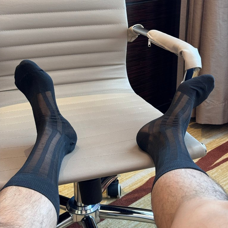 SS035_Tất Sheer Socks Đen Sọc To