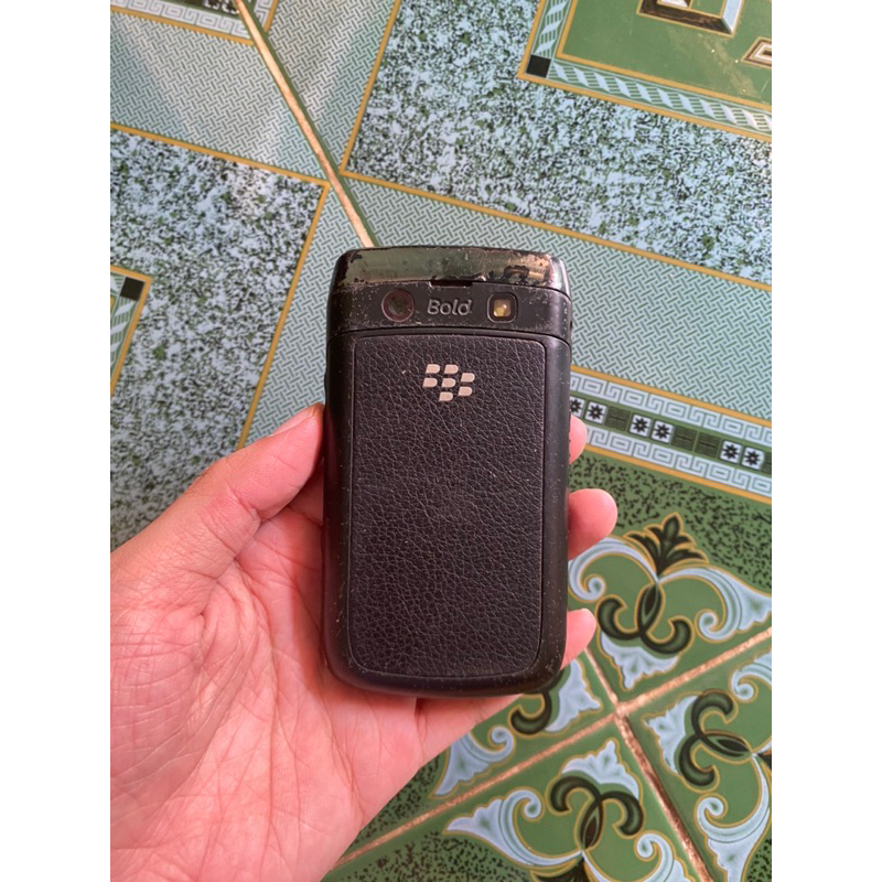 Xác điện thoại Blackberry 9700 không rõ tình trạng