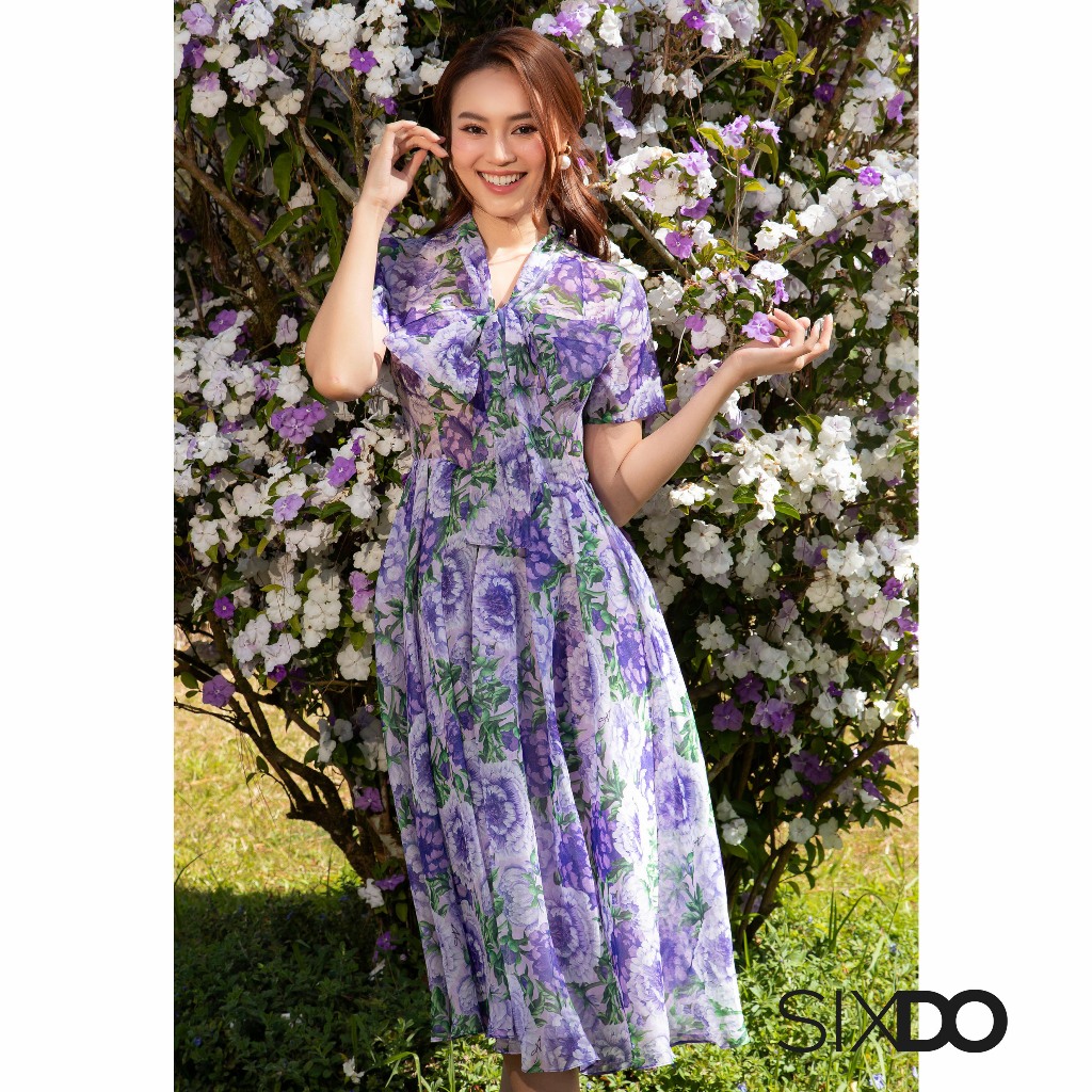 Đầm tơ hoa tím phối nơ cổ SIXDO (Purple Peony Bowtie Midi Dress)