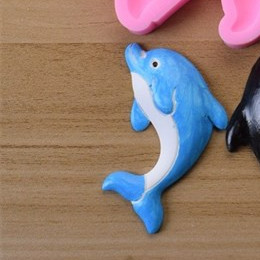 Khuôn silicone động vật cá heo 1 con