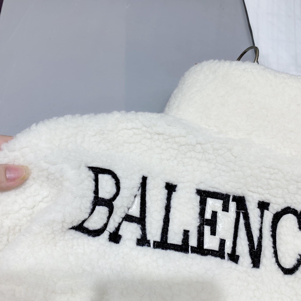 ÁO LÔNG CỪU BALENCIAGA HÀNG QUẢNG CHÂU 2 LỚP CHẤT DÀY DẶN HÀNG LOẠI 1