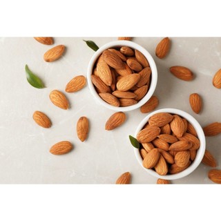 Hạt hạnh nhân nhập Mỹ (Loại Sống) 100Gr