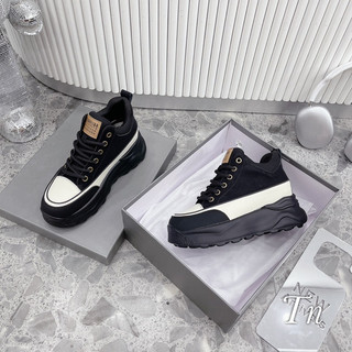 Giày sneaker nâng đế màu đen pha fullbox