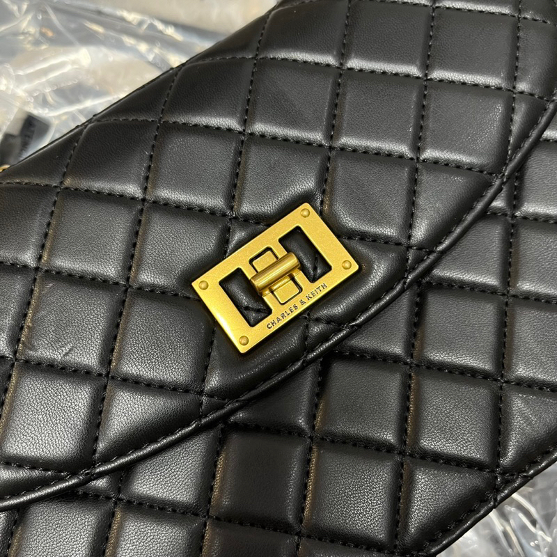 TÚI CHẦN TRÁM SẮC NÉT