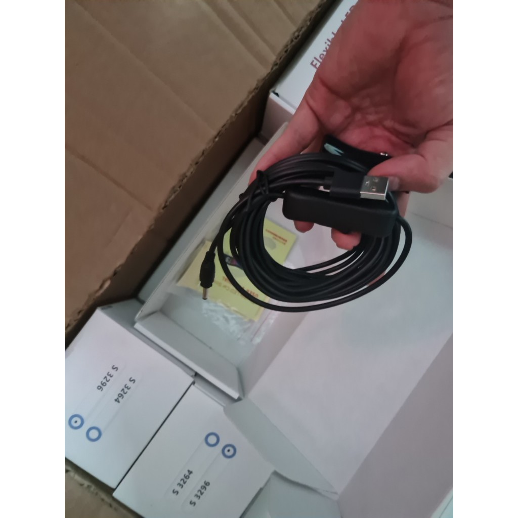 Led dẻo gắn oto , cửa kính shop