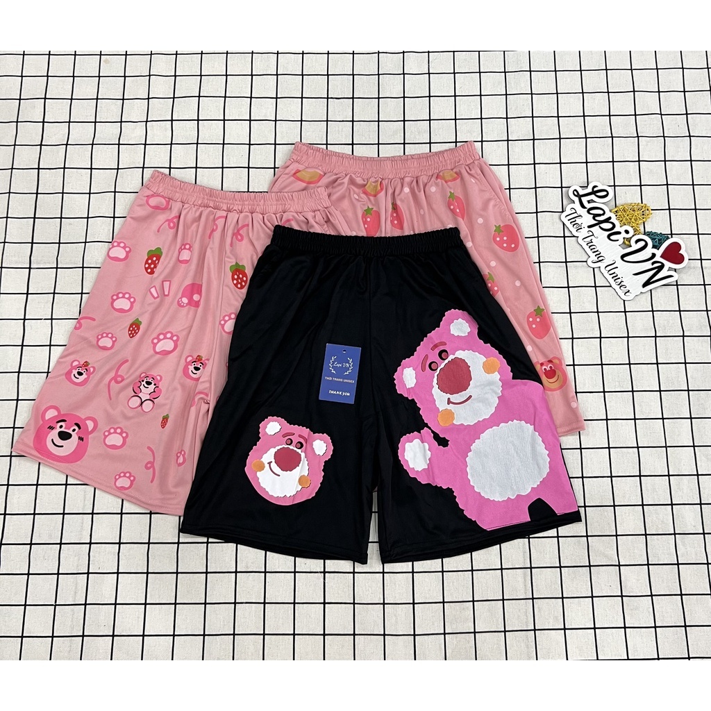 Quần Short Mặc Nhà Unisex In Hình Gấu Dâu Lotso