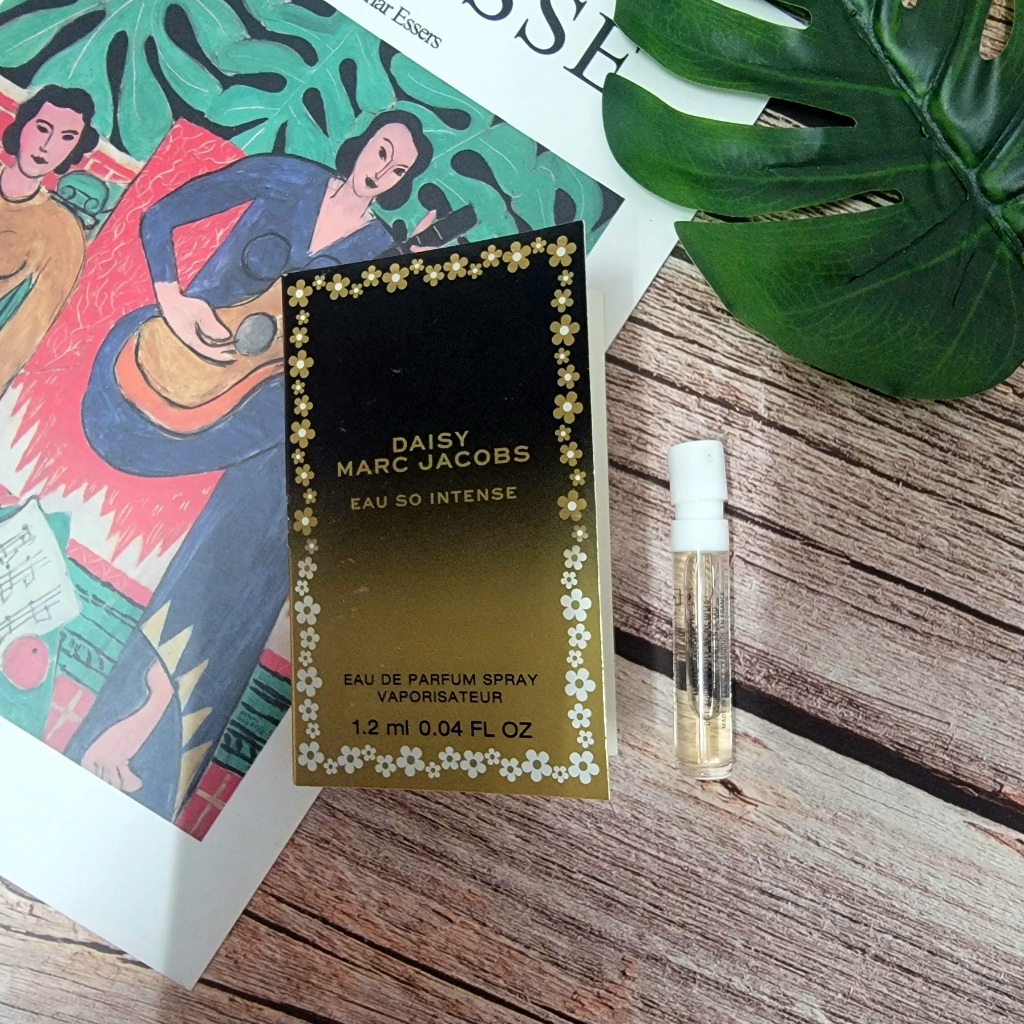 Vial Mẫu Thử Nước Hoa Marc Jacobs Daisy Eau So Intense