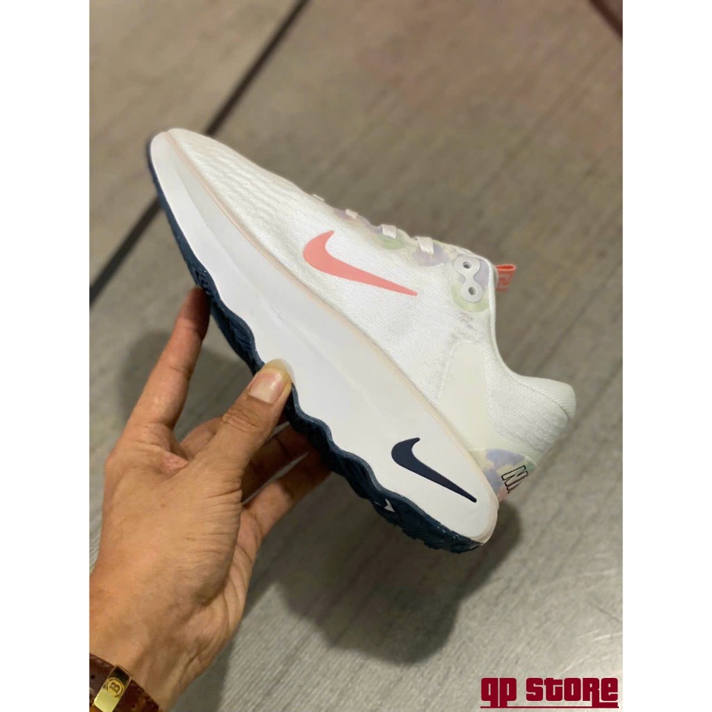Giày Thể Thao Nike Motiva Crimson