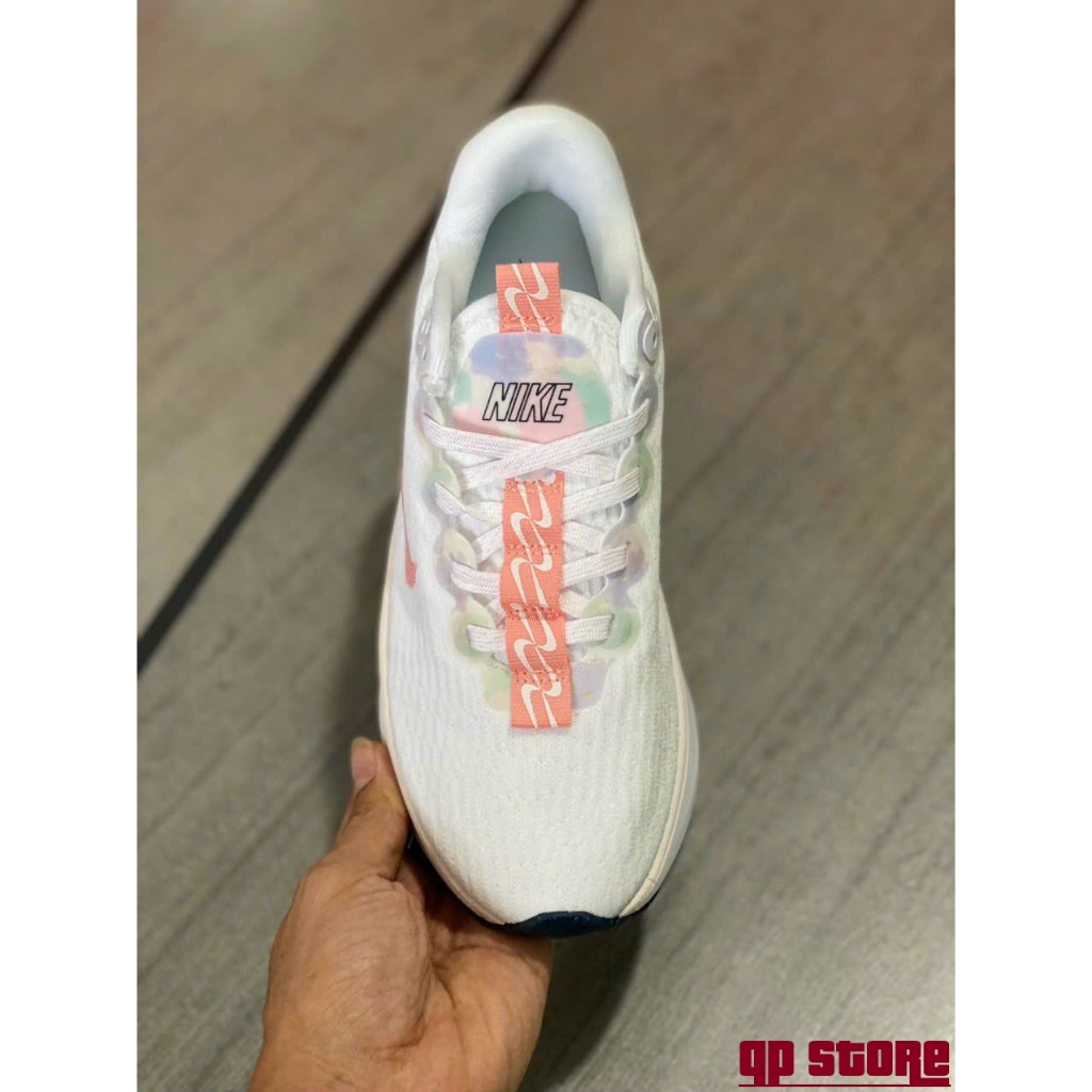 Giày Thể Thao Nike Motiva Crimson