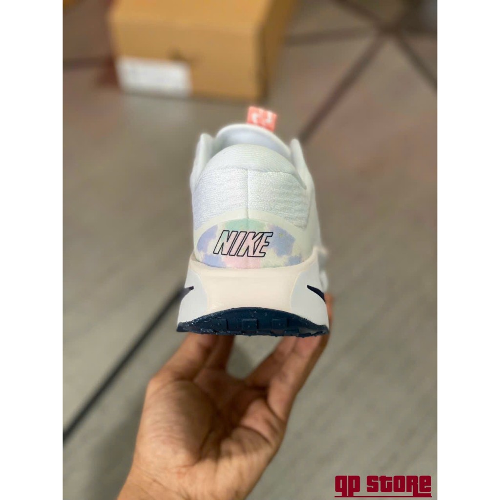 Giày Thể Thao Nike Motiva Crimson