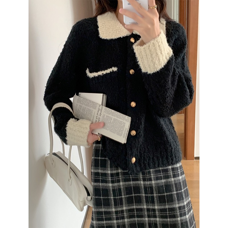Áo khoác len cổ Polo lông cừu phối 2 màu trắng đen thời trang thu đông mẫu mới- 143