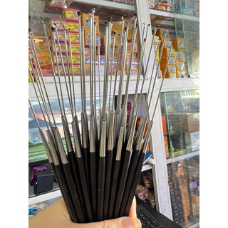 Cây móc lấy ráy tai cao cấp (Cán đen dài)
