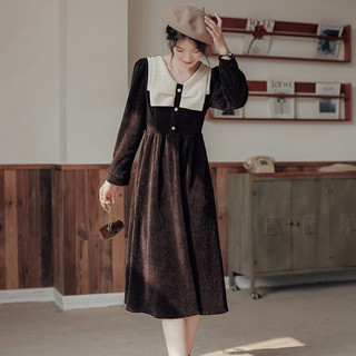 Đầm nhung màu đen phối cổ be size s m