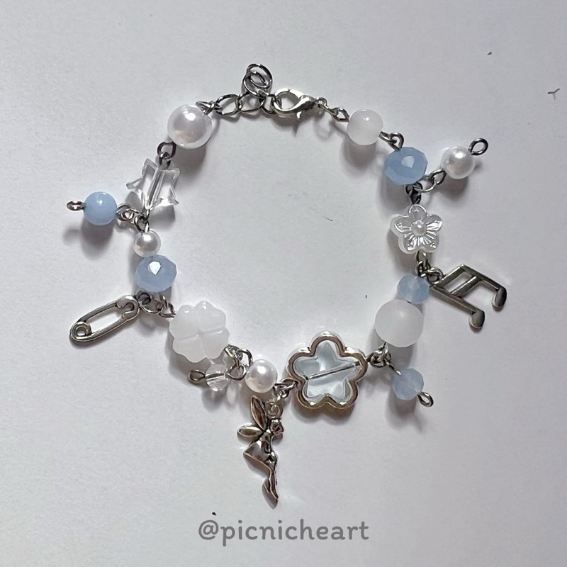 | Picnic Heart | FAIRY KITTY BRACELET 🧚🏼‍♀️🎀🧴🌷🕊️