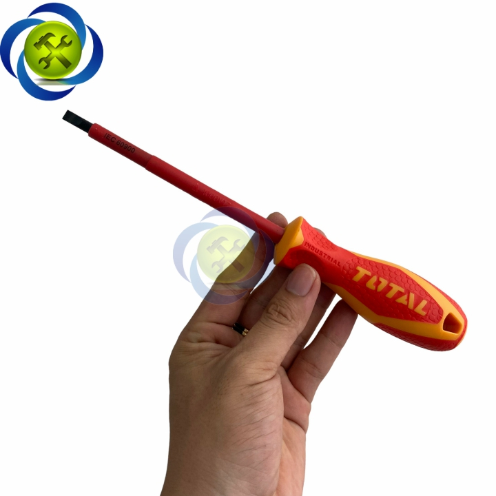 Tua vít dẹp cách điện 5.5x125mm Total THTIS5125