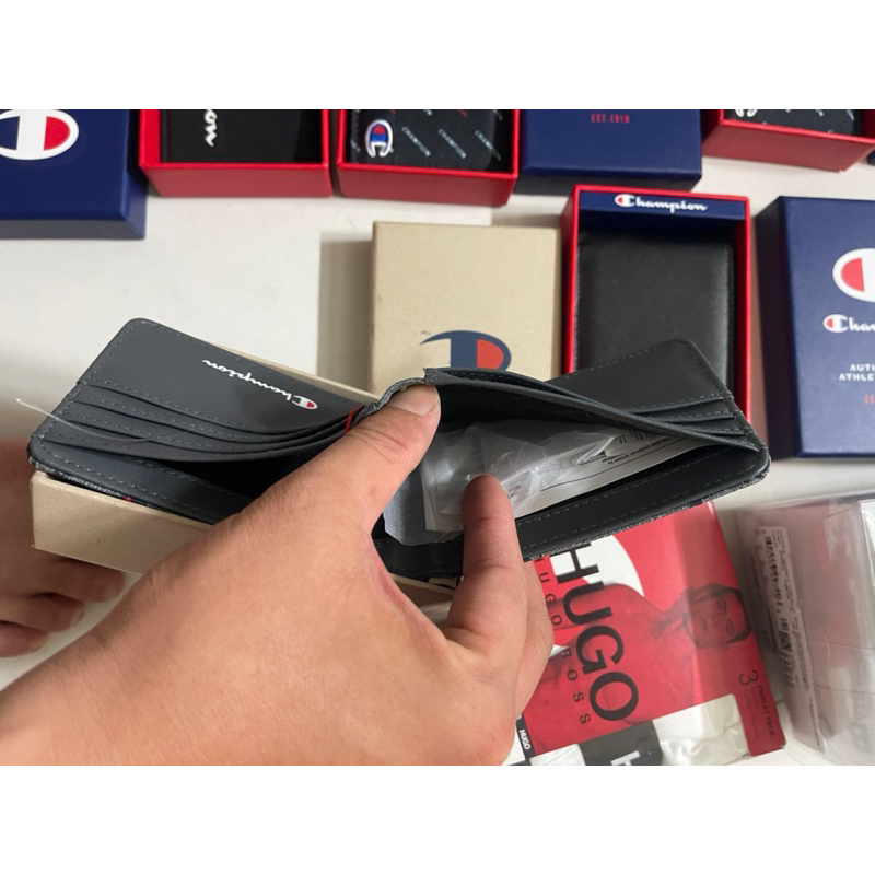 Ví Nam Champion- Hàng auth mua tại Mỹ