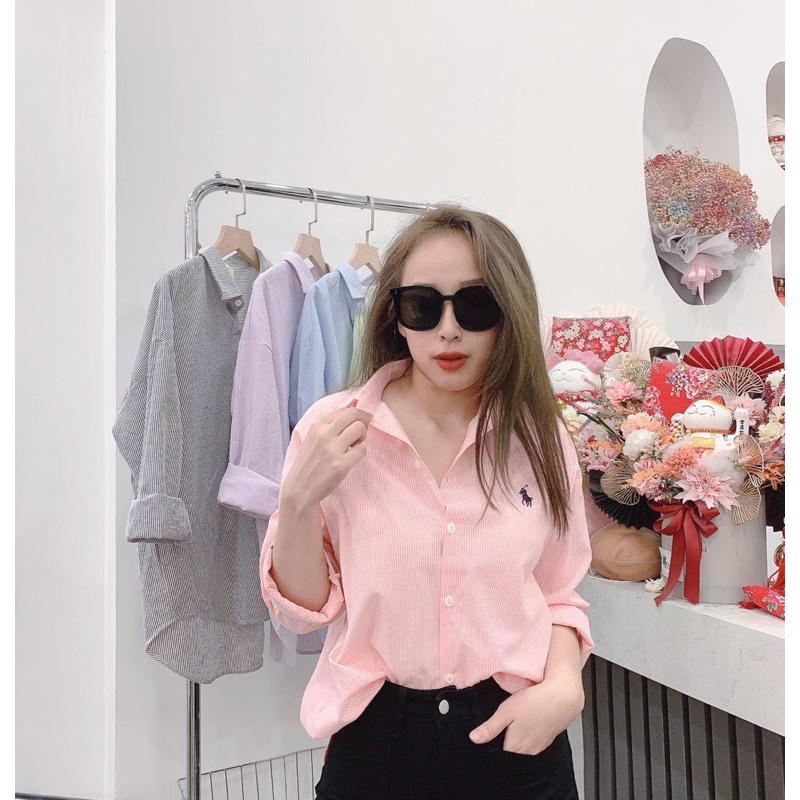 Áo Sơ Mi Nữ Kẻ Sọc Nhí Thêu Xinh Form Rộng Pastel Phong Cách Hàn Quốc