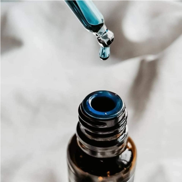 Tinh Chất Dưỡng Phục Hồi Da Ban Đêm Klairs Midnight Blue Youth Activating Drop