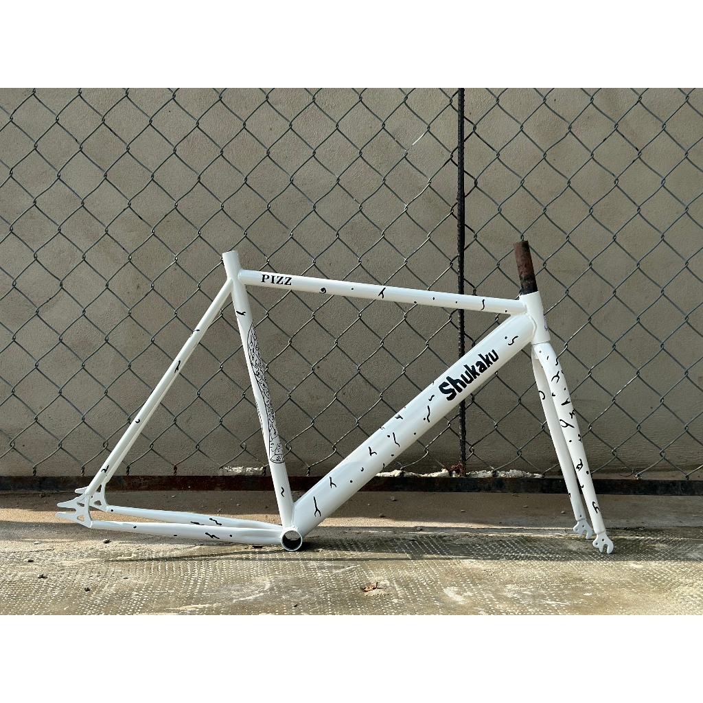 Khung Phuộc CustomPaint Shuka Trắng