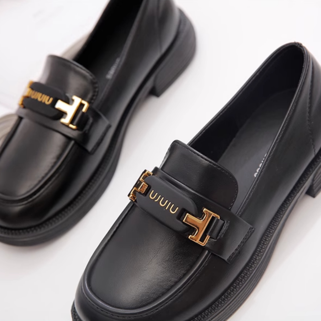 Giày lười nữ da mềm đế dày phối khuy thoải mái 2 màu retro hàng Quàng Châu SC25