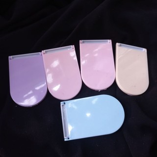 Gương soi kèm lược bỏ bóp mini (kt: 5.5×9cm)