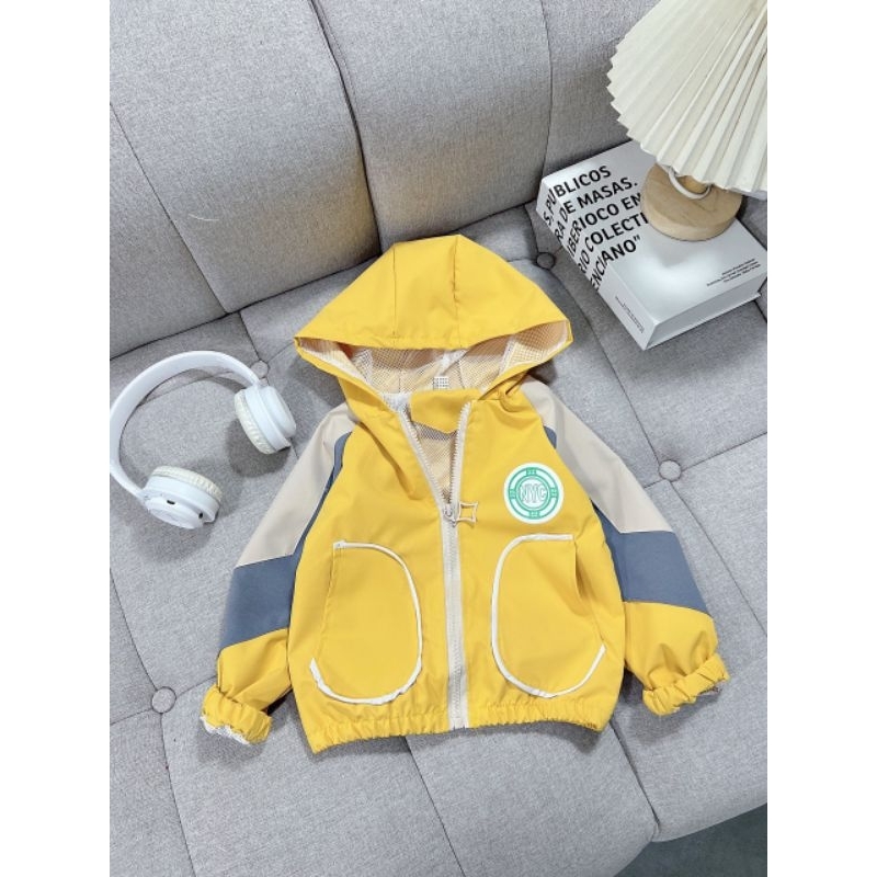 Áo khoác gió lót lưới in màu hoạt hình dễ thương cho bé