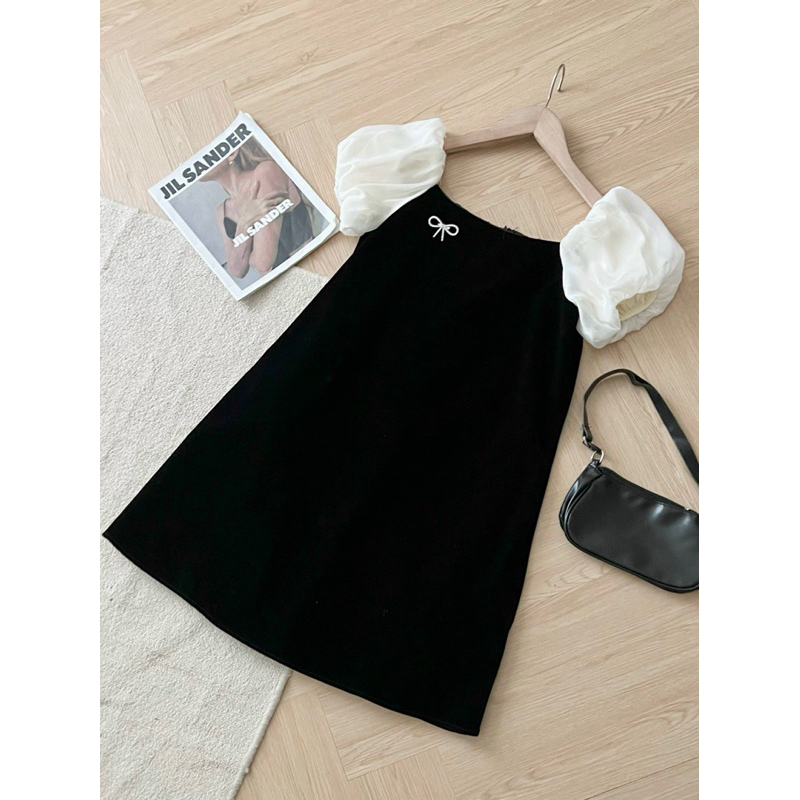 Váy đầm đen nhung tay bồng voan hai lớp kèm tag nơ đá xinh có túi 2 bên sườn