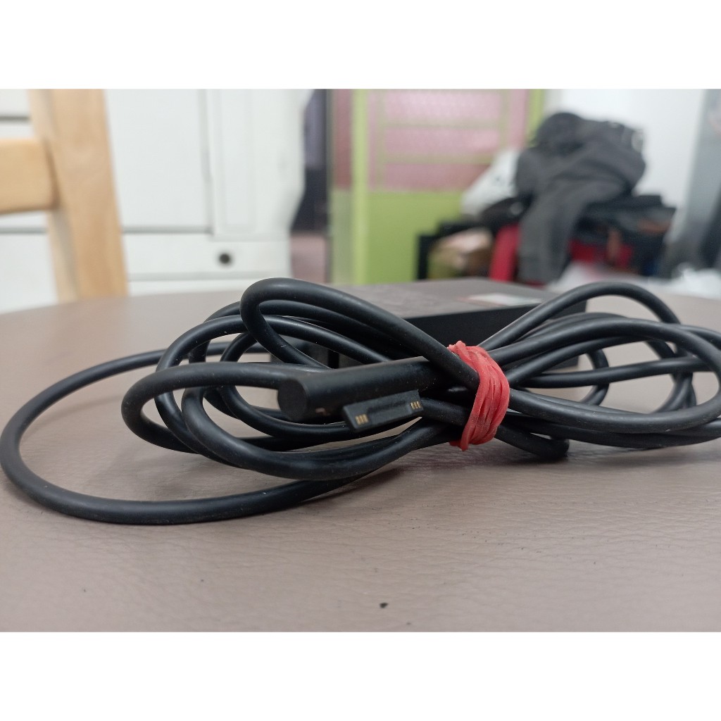 Sạc Surface Pro tháo máy , 39w, 44w, 65w tặng kèm dây nguồn