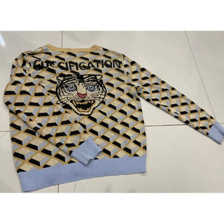 Thanh lý áo len gui ci sz m