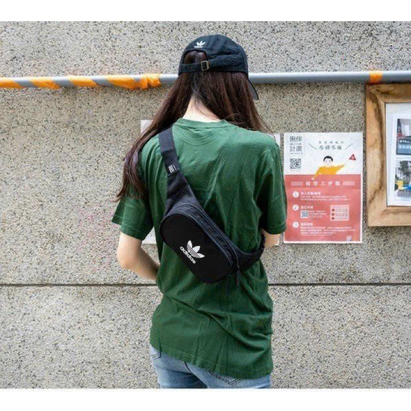 Túi đeo chéo bao tử Crossbody Esensial Waist Bag thời trang nam nữ chống nước QASA